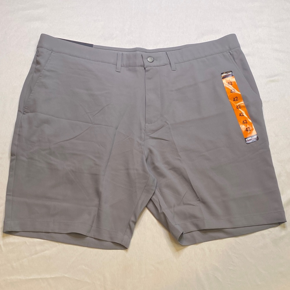 Kirkland Signature Men's‎ Gray Flat Front Shorts